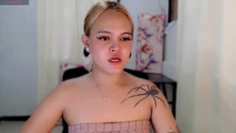 sexxxy_caroline online show from 05.03.26