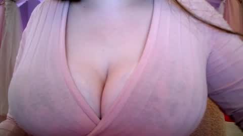 Snapshot of sexxxyprincess chatting on 06.17.26 Princess online show from 06.17.26
