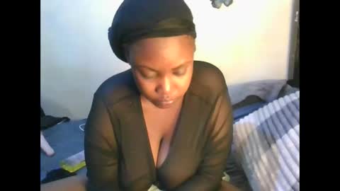 Snapshot of sexxy_mish chatting on 02.18.26 sexxy_mish online show from 02.18.26