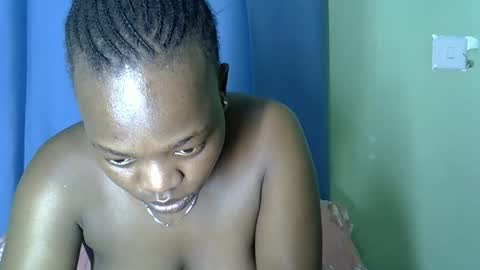 African Queen online show from 09.22.25