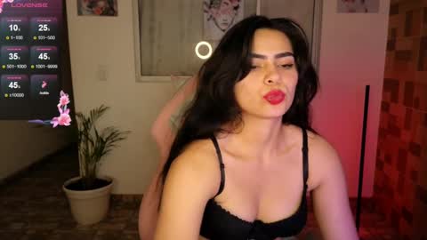  Angie   online show from 02.20.25