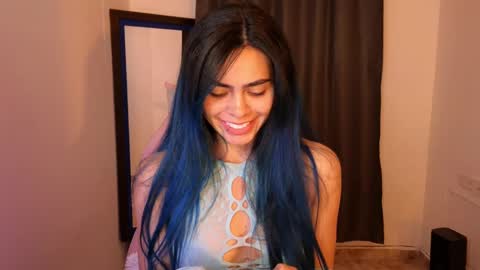  Angie   online show from 10.08.25