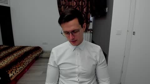 Snapshot of sexxymuscles4u chatting on 01.29.25 Sexxymuscles4U online show from 01.29.25