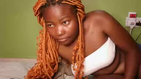 Snapshot of sexy_banice chatting on 02.26.26 sexy_banice online show from 02.26.26