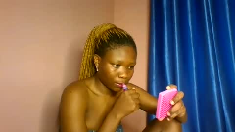 Snapshot of sexy_bellah1 chatting on 07.17.26 bellah online show from 07.17.26
