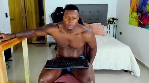 Snapshot of sexy_blackman chatting on 04.18.26 sexy blackman online show from 04.18.26