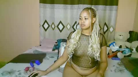 sexy_bluegirl online show from 11.13.25