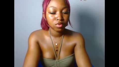 sexy_bluey247 online show from 11.12.25