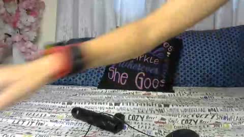 sexy_caramel8 online show from 11.05.25