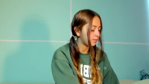 Antonella online show from 12.18.25