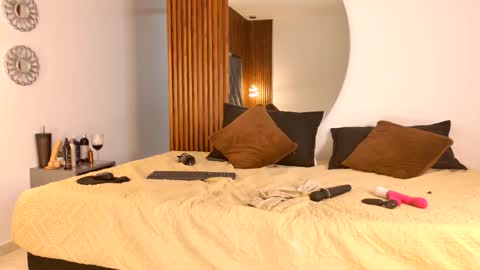 Dafne online show from 12.19.25