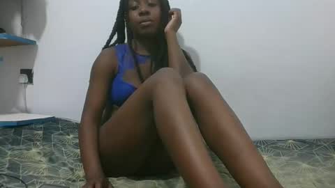 Snapshot of sexy_letisha chatting on 10.05.25 sexy_letisha online show from 10.05.25