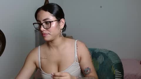 Snapshot of sexy_lia_latina chatting on 03.17.26 Celeste online show from 03.17.26