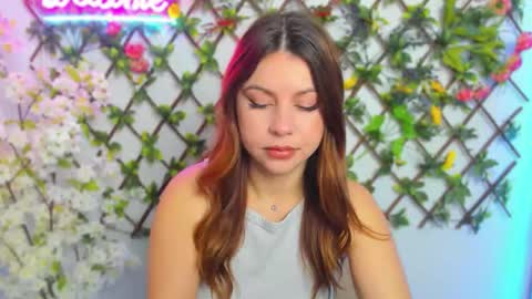 Lily online show from 12.05.25