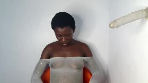 Snapshot of sexy_lilyyy chatting on 09.30.25 lily online show from 09.30.25