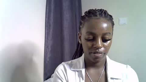 Snapshot of sexy_linda022 chatting on 07.12.26 Linda online show from 07.12.26