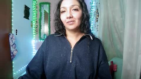 sexy lolas online show from 10.23.25