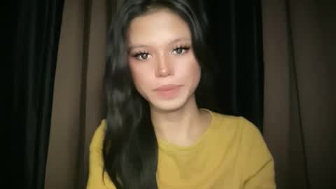 Snapshot of sexy_maevemorexxx chatting on 04.22.26 Nicole online show from 04.22.26