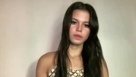 Snapshot of sexy_maevemorexxx chatting on 04.27.26 Nicole online show from 04.27.26