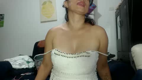 Mary online show from 12.22.25