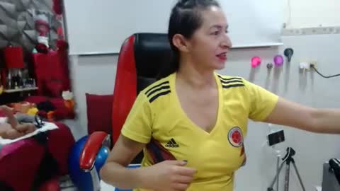 MARIPOSA online show from 11.27.25