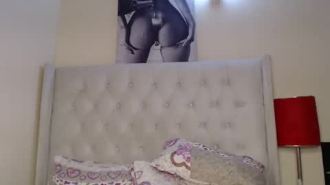 Snapshot of sexy_queen_eva chatting on 12.05.24 eva am online everyday except friday online show from 12.05.24