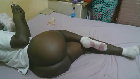 Snapshot of sexy_quincy1 chatting on 02.28.25 Sexy Quincy online show from 02.28.25