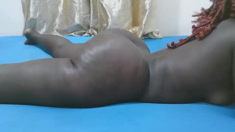 Snapshot of sexy_quincy1 chatting on 11.14.25 Sexy Quincy online show from 11.14.25