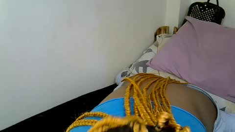 Snapshot of sexy_quinter chatting on 06.14.26 Quinter online show from 06.14.26