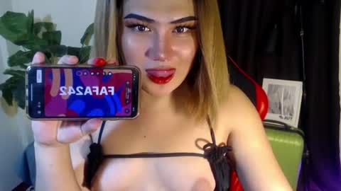 Snapshot of sexy_rc18 chatting on 06.16.26 RC online show from 06.16.26