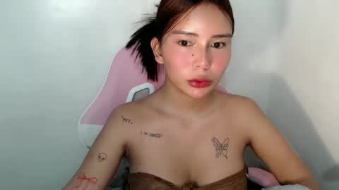 Snapshot of sexy_rem04 chatting on 06.11.26 Rem online show from 06.11.26