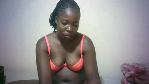 sexy_sandrah online show from 10.14.25