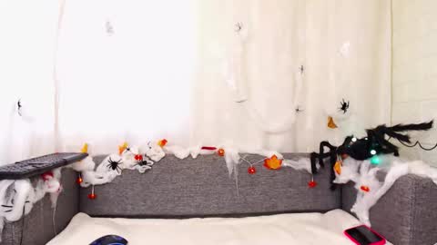 Alina online show from 10.27.25