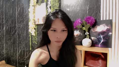 Snapshot of sexy_shanee chatting on 07.22.26 shane online show from 07.22.26