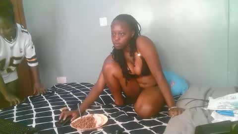 Snapshot of sexy_shava chatting on 11.28.25 sexy_shava online show from 11.28.25