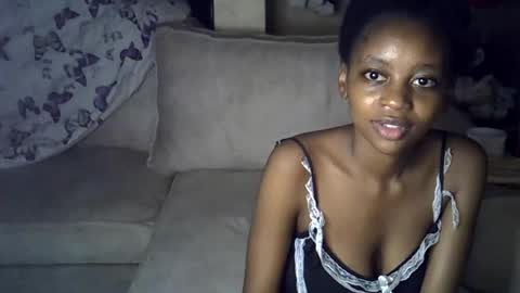 Snapshot of sexy_short chatting on 04.16.26 Janet online show from 04.16.26