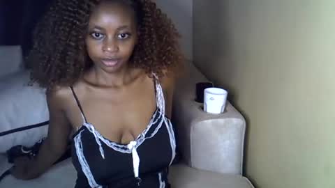 Snapshot of sexy_short chatting on 05.16.26 Janet online show from 05.16.26