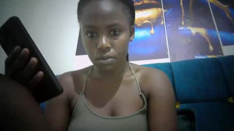 Snapshot of sexy_skyllah chatting on 05.17.26 sexy_skyllah online show from 05.17.26
