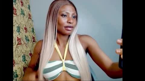 Snapshot of sexy_sophya chatting on 01.14.26 sophia online show from 01.14.26