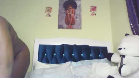 Snapshot of sexy_talia1 chatting on 10.01.25 Eunice online show from 10.01.25