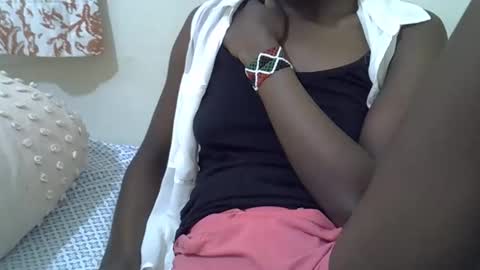 sexy_tania1 online show from 10.22.25