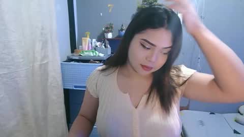 Snapshot of sexy_thea1 chatting on 02.21.26 sexy_thea1 online show from 02.21.26