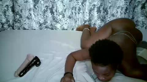 Snapshot of sexy_valentina90 chatting on 02.28.26 sexy_valentina90 online show from 02.28.26