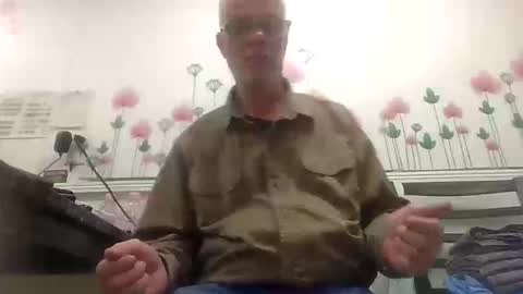 Daddy online show from 10.18.25