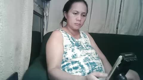 Snapshot of sexy_zapphire2024 chatting on 12.20.24 sexy_zapphire2024 online show from 12.20.24