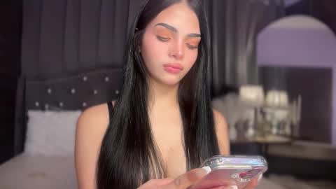 Snapshot of sexyadrianaqueents chatting on 10.05.25 YOUR MISTRESS GODDESSS ADRIANA online show from 10.05.25