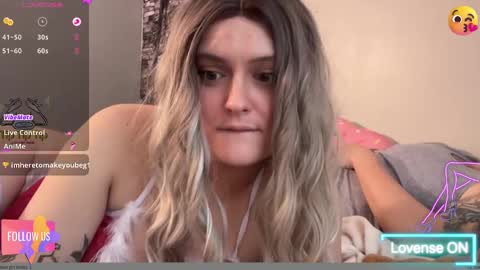 Snapshot of sexyandstoned420 chatting on 12.31.24 Kali Brent online show from 12.31.24