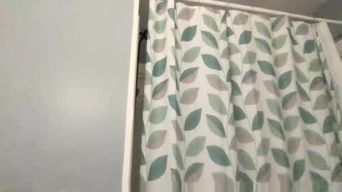 Snapshot of sexyandstoned420 chatting on 01.01.25 Kali Brent online show from 01.01.25