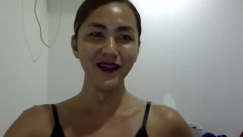Snapshot of sexyangelgoddess2025 chatting on 12.16.24 SEXYANGELGODDESS2025 online show from 12.16.24