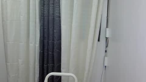 Snapshot of sexyangelgoddess2025 chatting on 12.28.24 SEXYANGELGODDESS2025 online show from 12.28.24